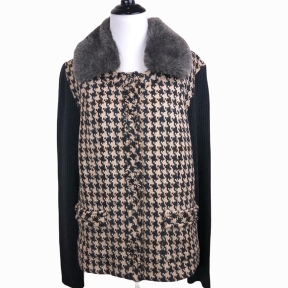 CAbi Houndstooth Mixer Jacket Faux Fur Black Tan - Picture 2 of 16